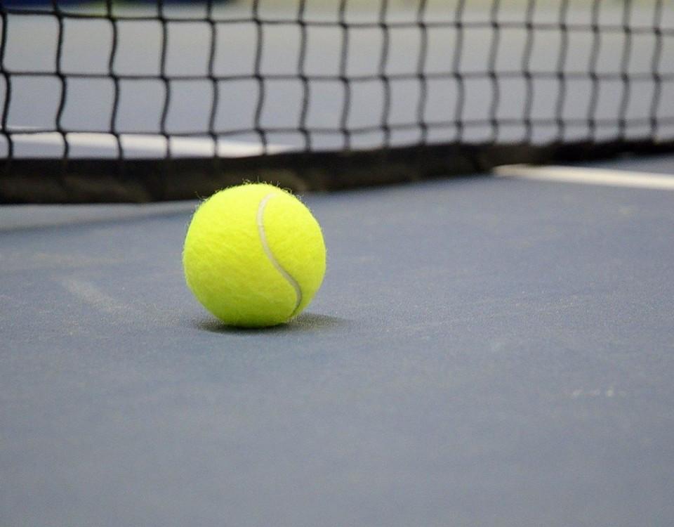 En tennisboll