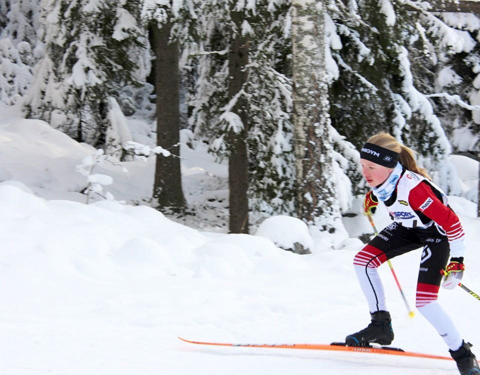 Theresia Johansson i skidspåret