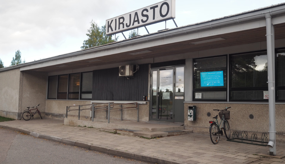 Biblioteksbyggnad sedd utifrån